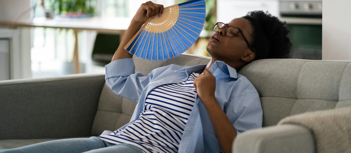 Bouffées de chaleur : jusqu’à quel âge peut-on en avoir ?